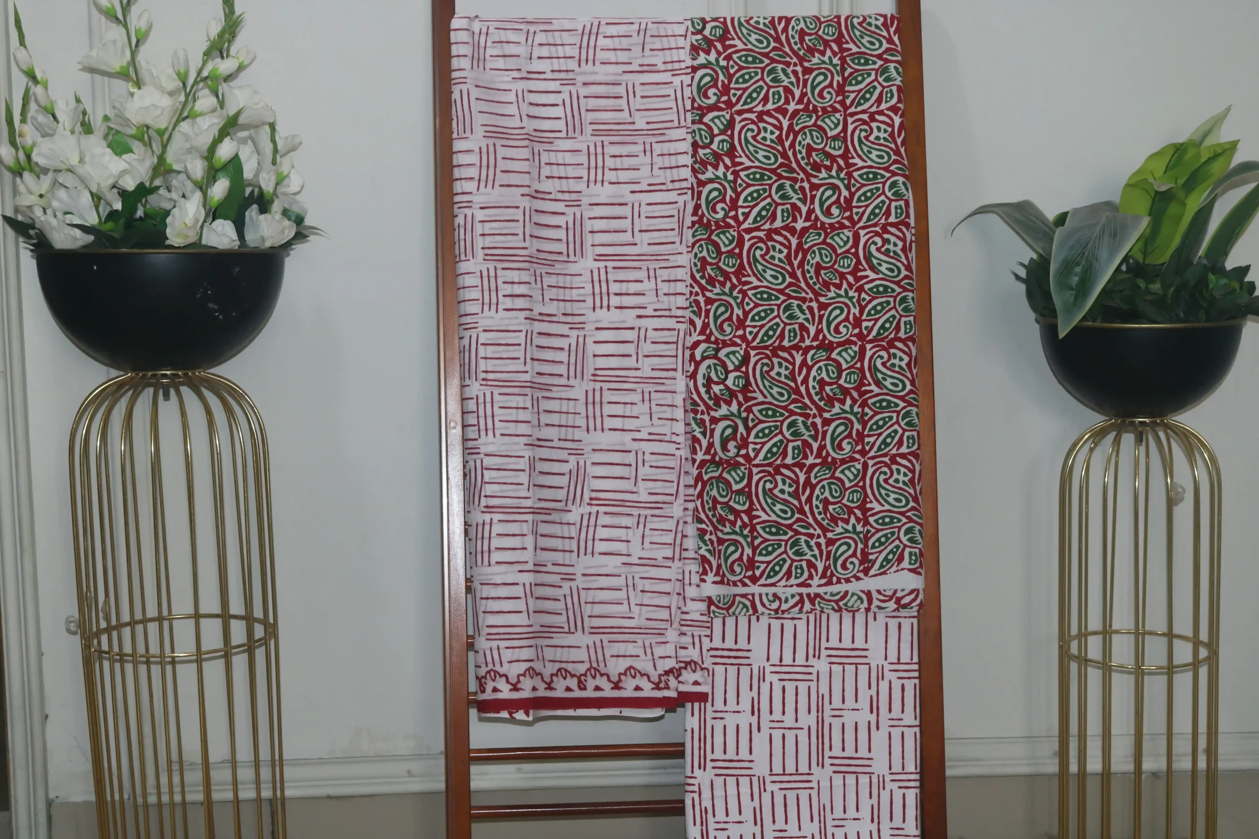 Hand Block Printed White Dress Material (Unstiched) - 102