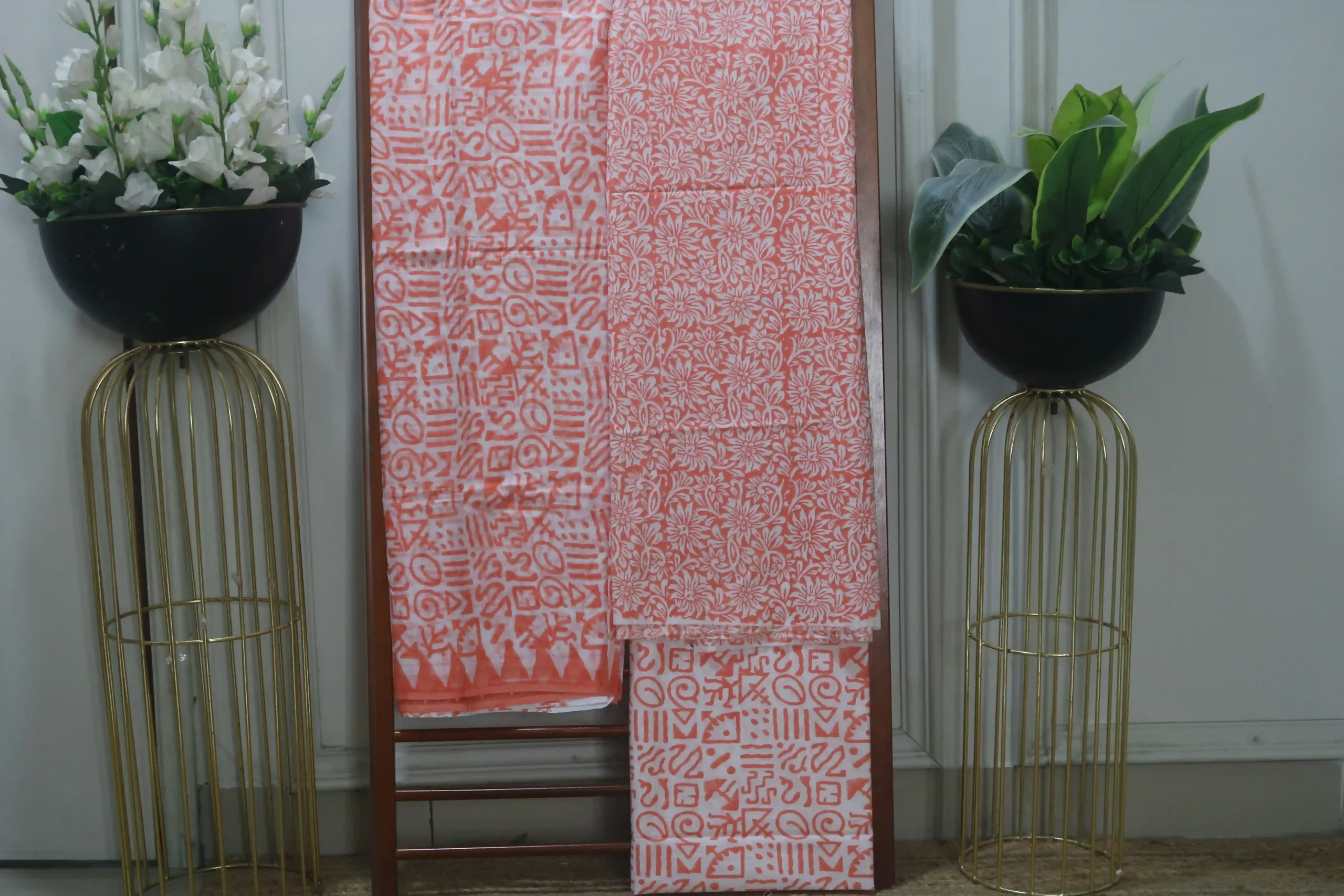 Hand Block Printed White Dress Material (Unstiched) - 105